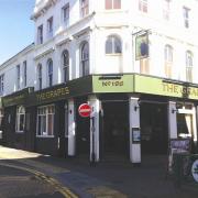PubSpy: The Grapes, Sutton