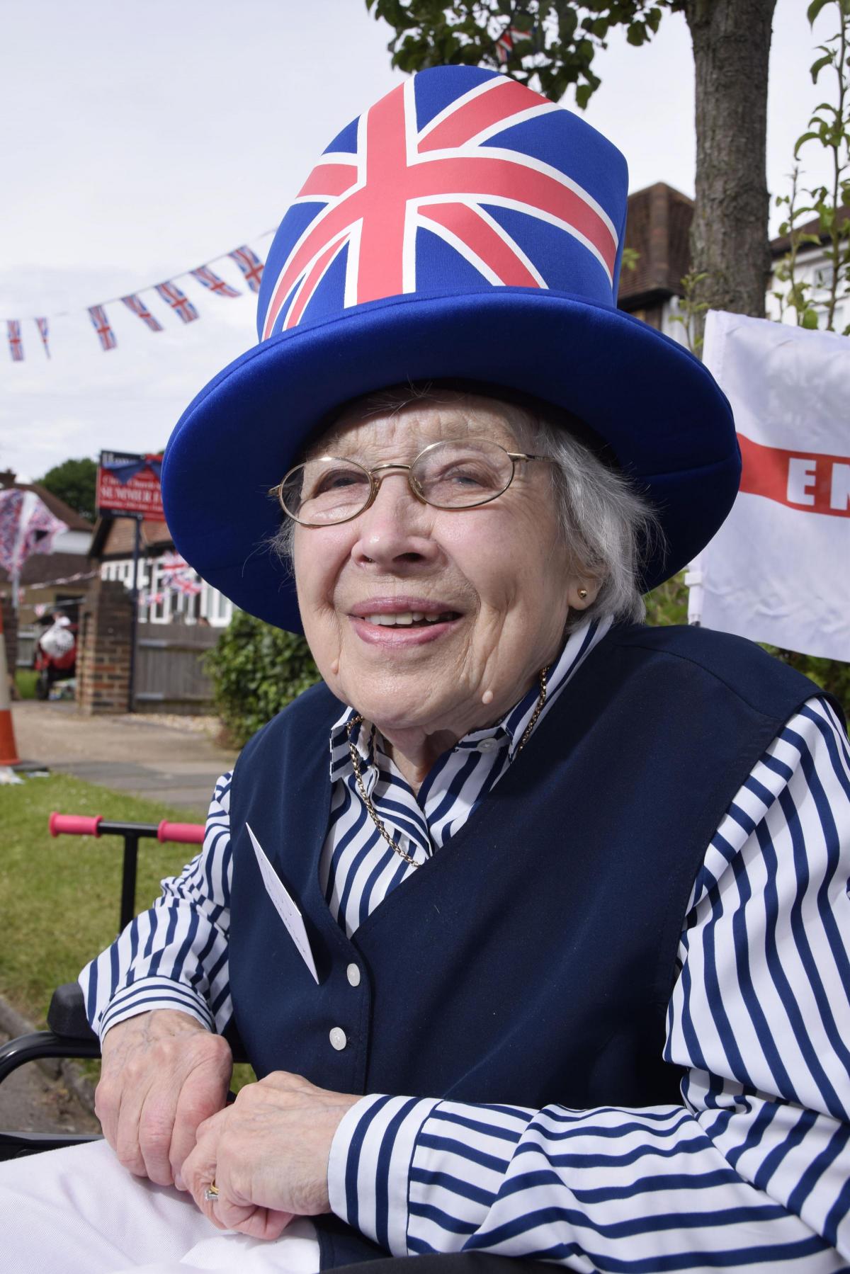 Maud Wright in a snazzy hat in Manor Drive, Berrylands