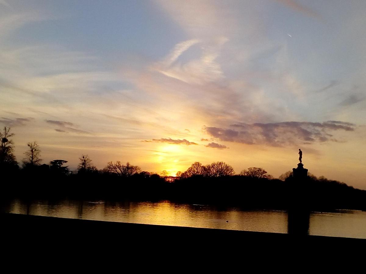 Claude Harry sent in this photo of a sunset in Bushy Park