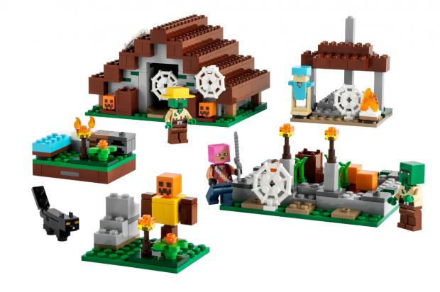 Surrey Comet: LEGO® Minecraft® The Abandoned Village. Credit: LEGO