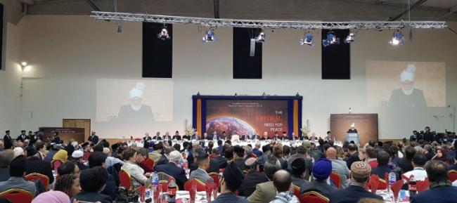 Still from peace symposium heled at Baitul Futuh Mosque in Morden, March 9. Image: http://peacesymposium.org.uk